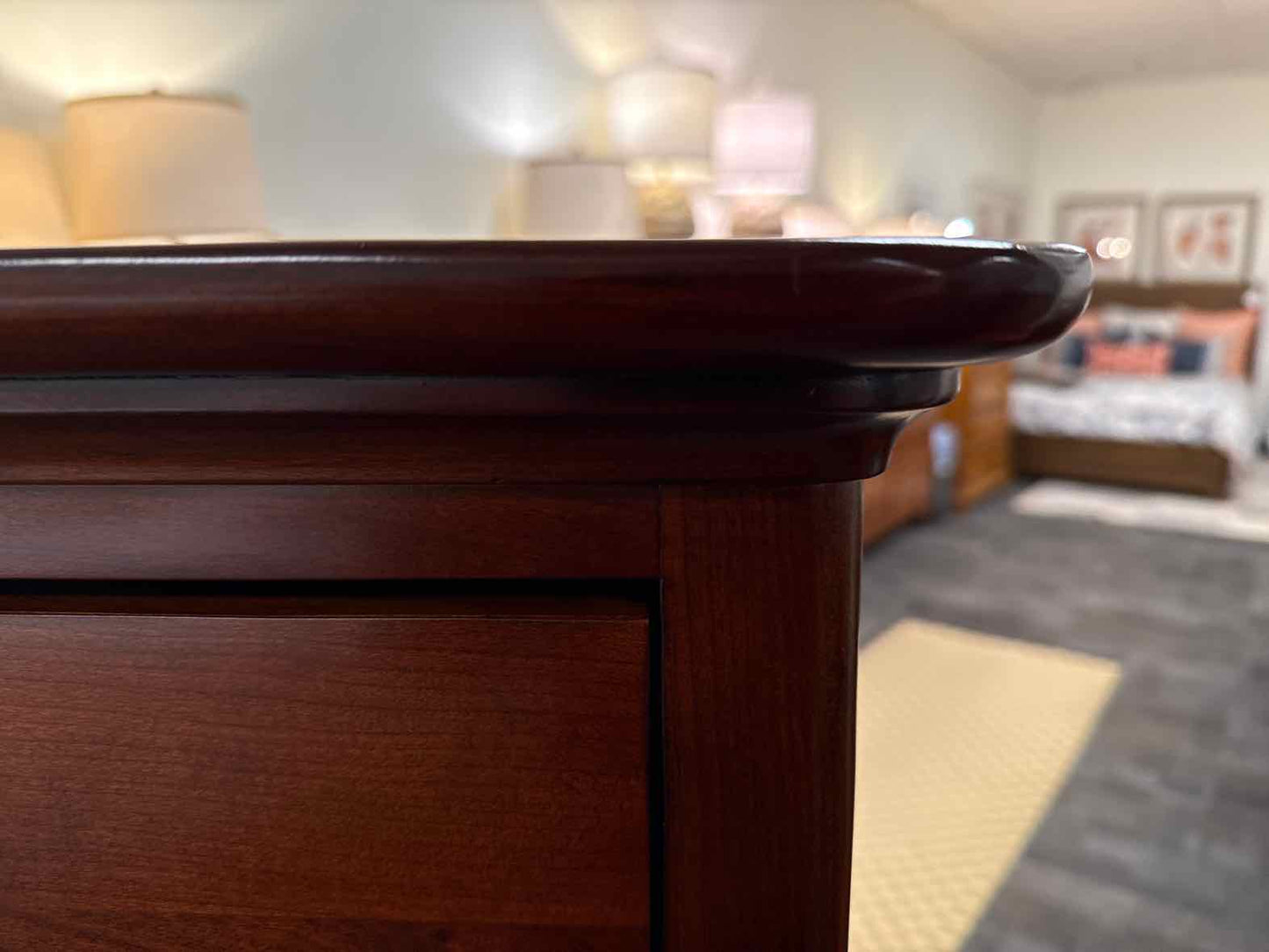 Kincaid Cherry 6-Drawer Lingerie Chest