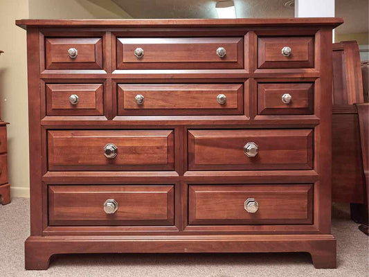 Vaughan Bassett Cherry Finish 10 Drawer Dresser & Mirror