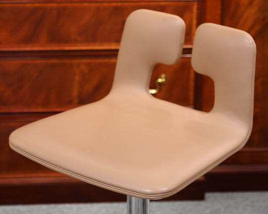 Poltrona Frau Set of Three Swivel Leather Counter Stools