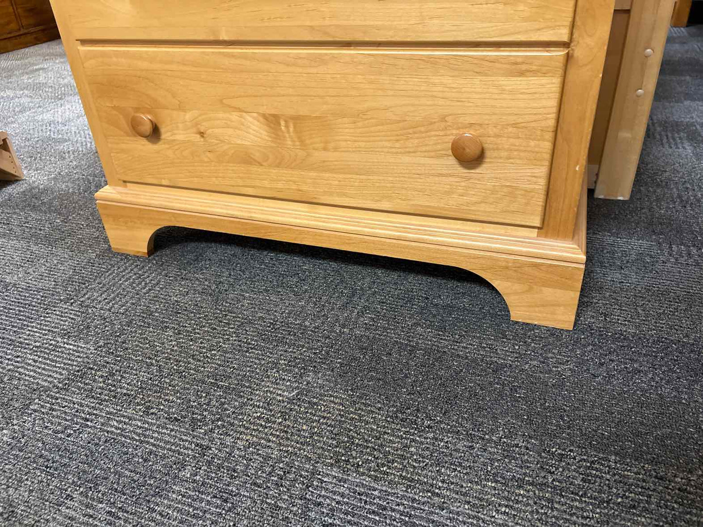 Maple 5 Drawer Chest
