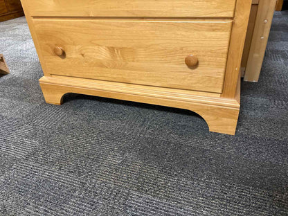 Maple 5 Drawer Chest