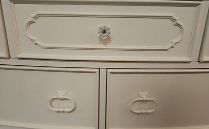 Wendy Bellisimo 7-Drawer Dresser w/ Mirror