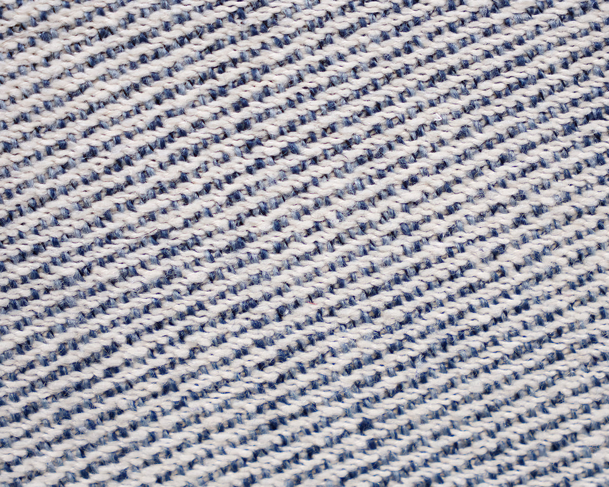 Lee Industries Two-Piece Sectional