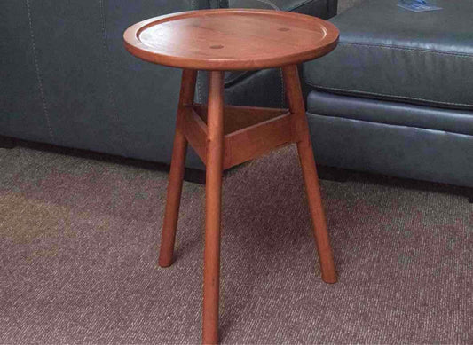 Thomas Moser Natural Cherry Round  Accent Table