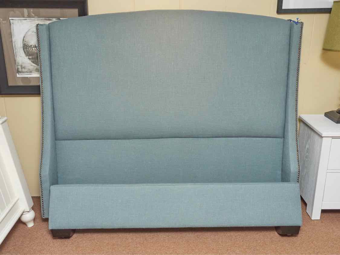 Heather Blue Tweed Upholsterd Full Beds