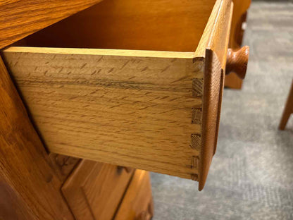 Cavred Oak Vanity with Stool