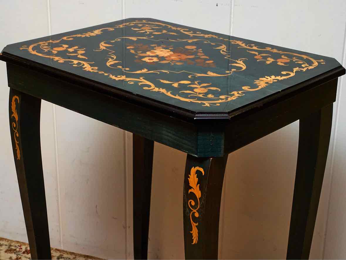 A. Garglulo & Iamuzzi  Green Finish Wood Marguetry Inlaid Music  Box Side Table