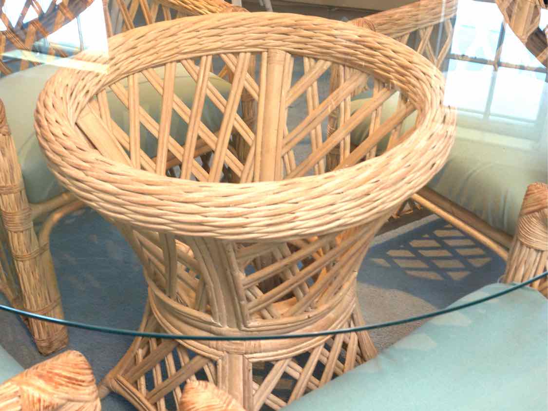 Fort Smith Chair Co. Round  Glass Top  Natural Wicker Base & 4  Cushion Chairs