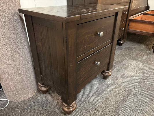 Liberty Furniture 2-drawer Nightstand