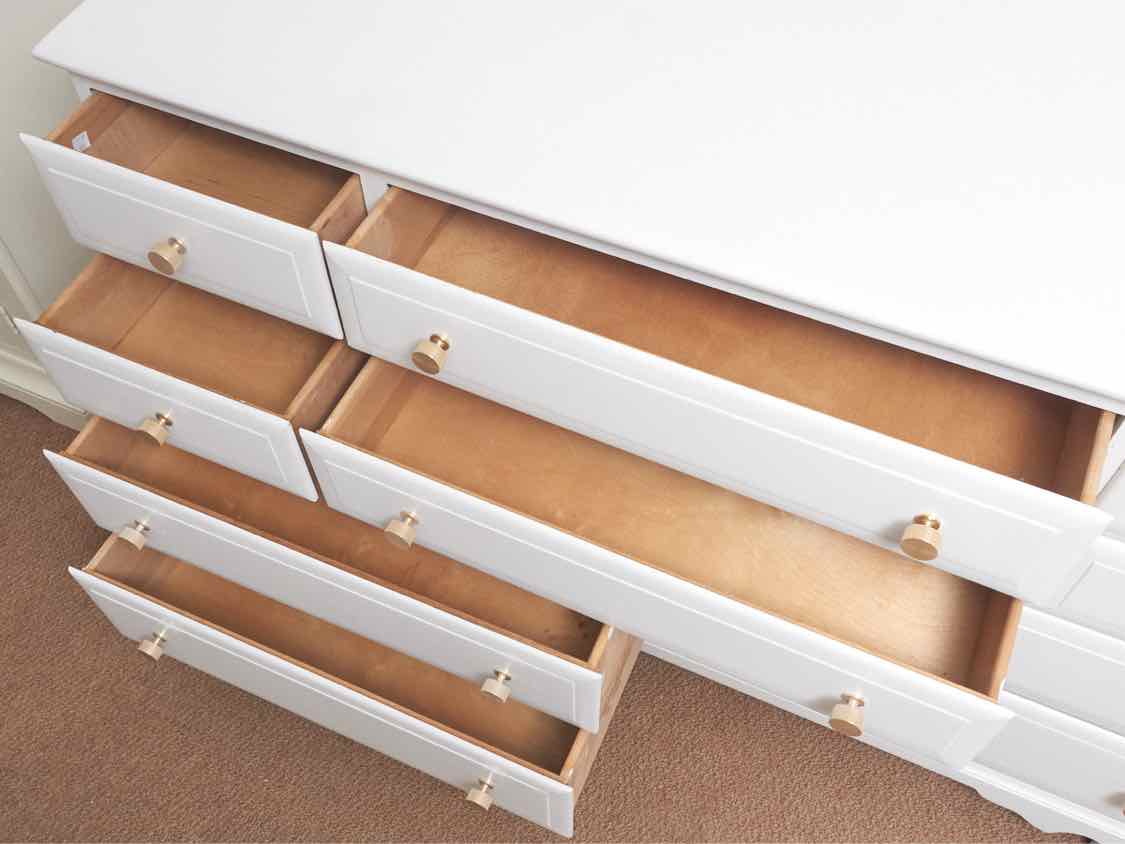 Sterling House Arctic White Finish 10 Drawer Dresser with Gold Finish Knobs