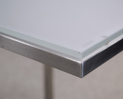 C Style Accent Table