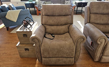 VivaLift 'Tranquil' Lift Power Recliner
