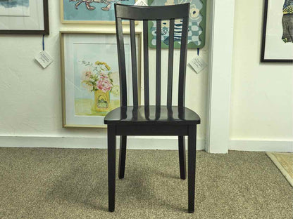 Round Dining Table with Butterfly Leat & Set of 4 Black Chairs