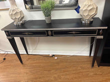 Ethan Allen 'Hempstead' Console