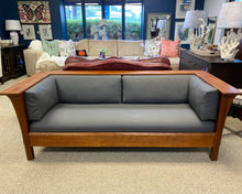 Stickley 'Prarie Settle' Sofa in Cherry Valley 703
