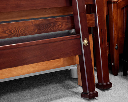 Lexington Furniture Pencil Post Canopy Queen Bed