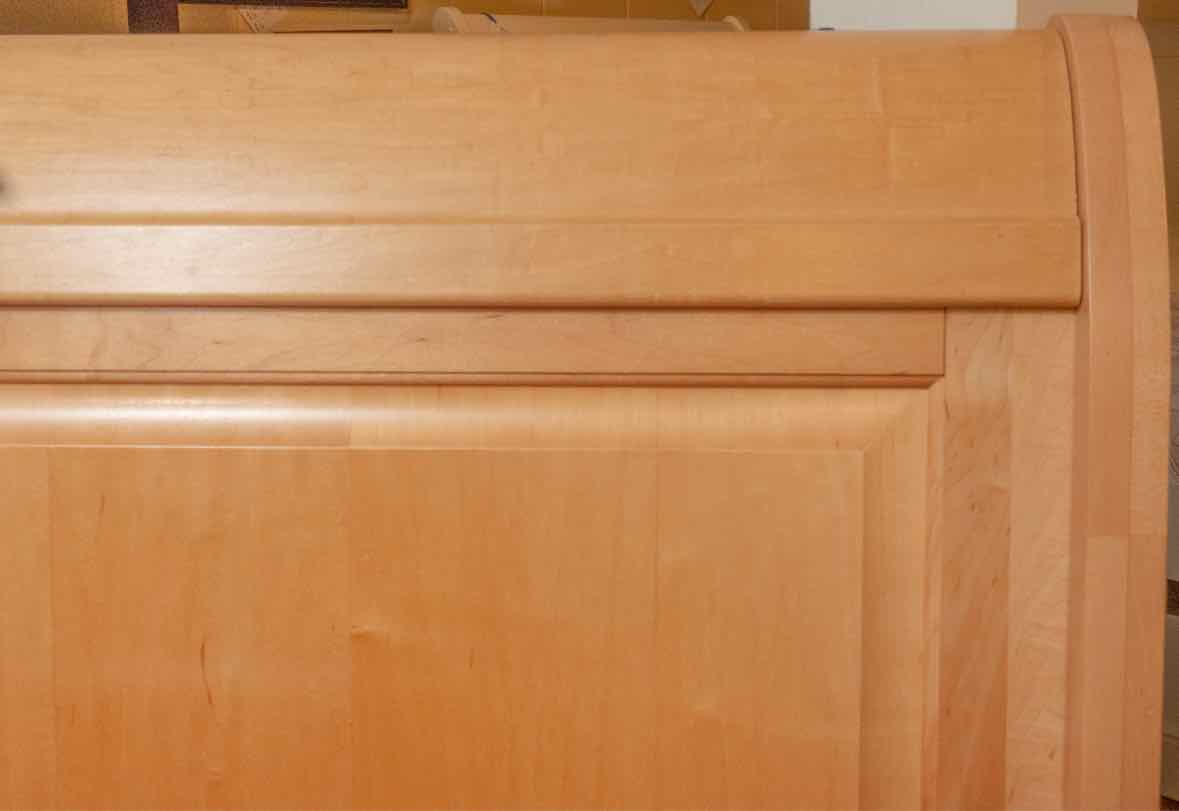 Stanley  Twin Maple Panel Back Sleigh Bed