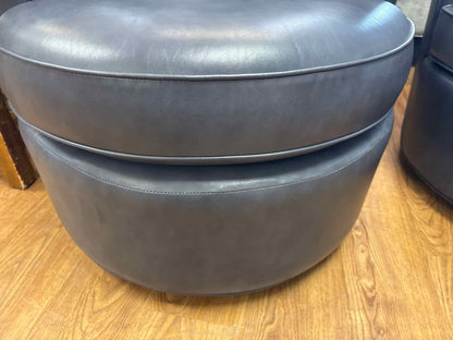 Room & Board Pair of 'Otis' Leather Swivel Chairs