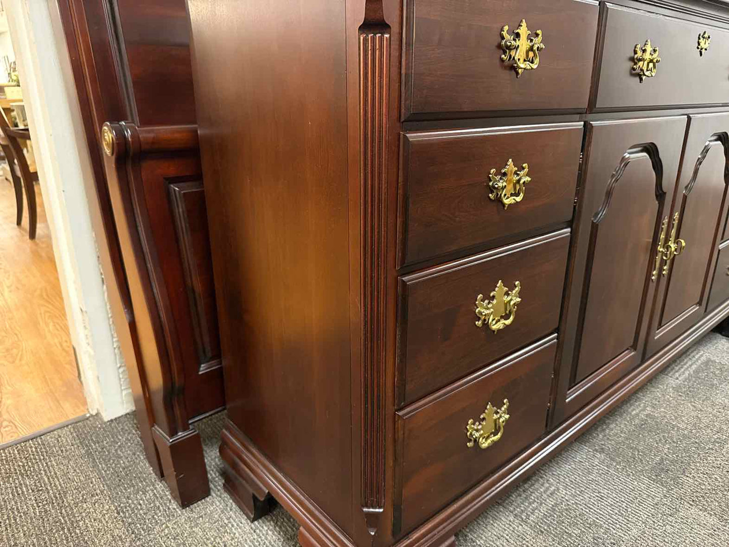 Kincaid Cherry 12-Drawer Dresser