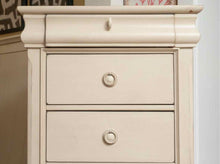 Liberty Furniture 6  Drawer Lingerie Chest in Ivory Finish