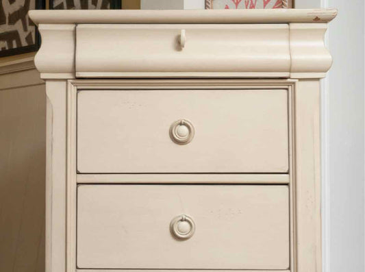 Liberty Furniture 6  Drawer Lingerie Chest in Ivory Finish