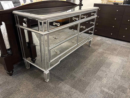 Mirrored 6-Drawer Dresser
