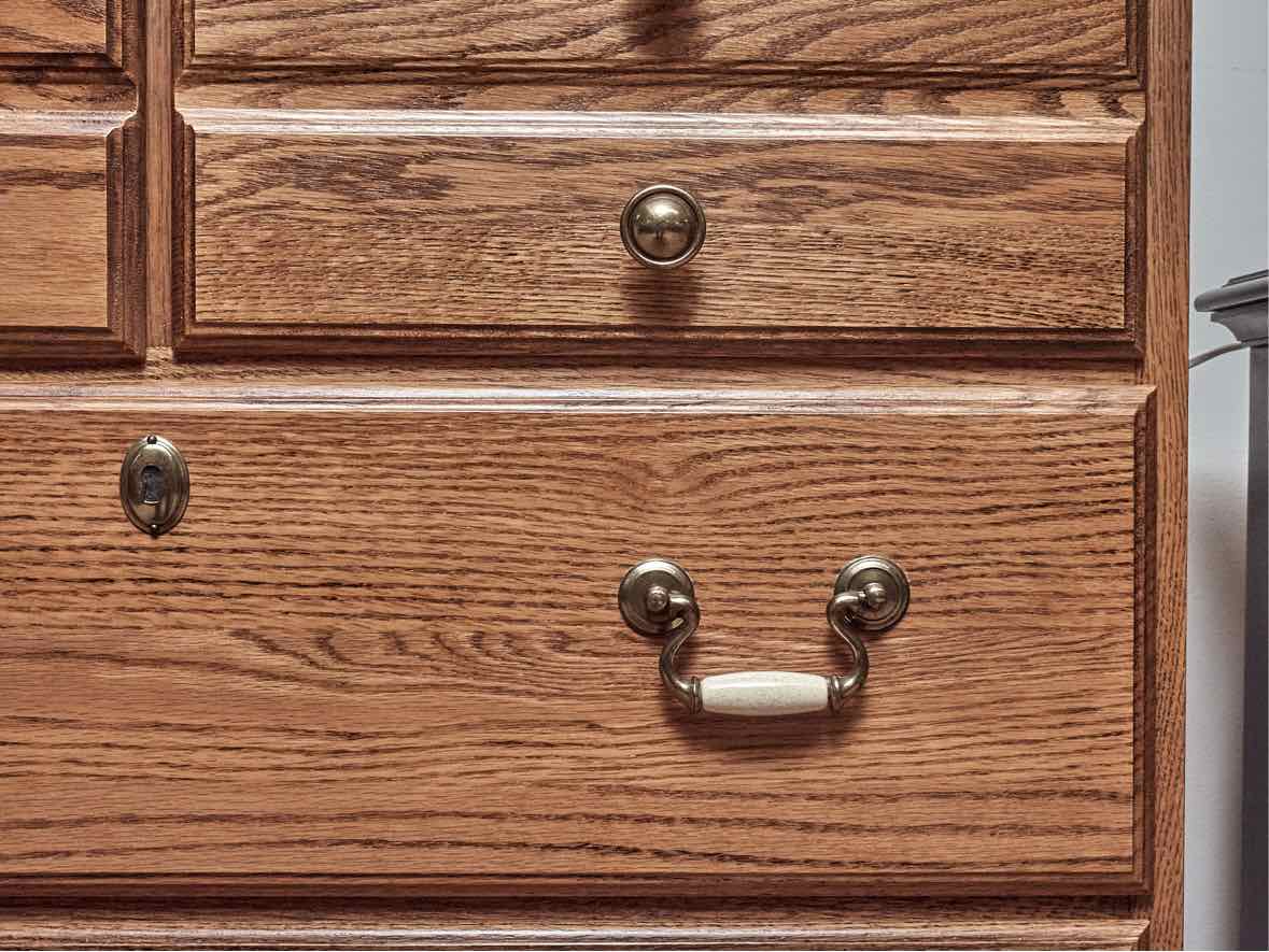 Jamestown Sterling Oak 7 Drawer Dresser with Pediment Mirror