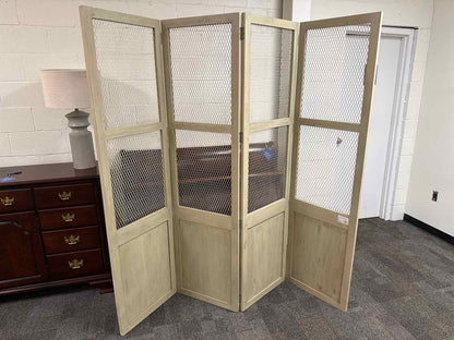 Curry & Co 'Cranbourne' Floor Screen