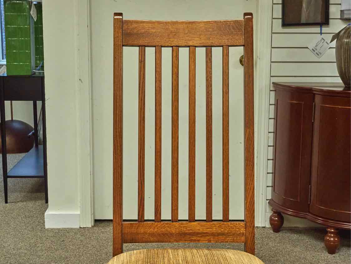 Thomasville Oak Dining table with set of 4 Matching Chairs