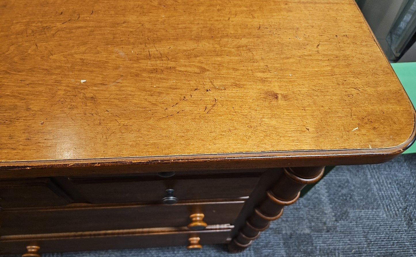 Lane Furniture 10-Drawer Dresser