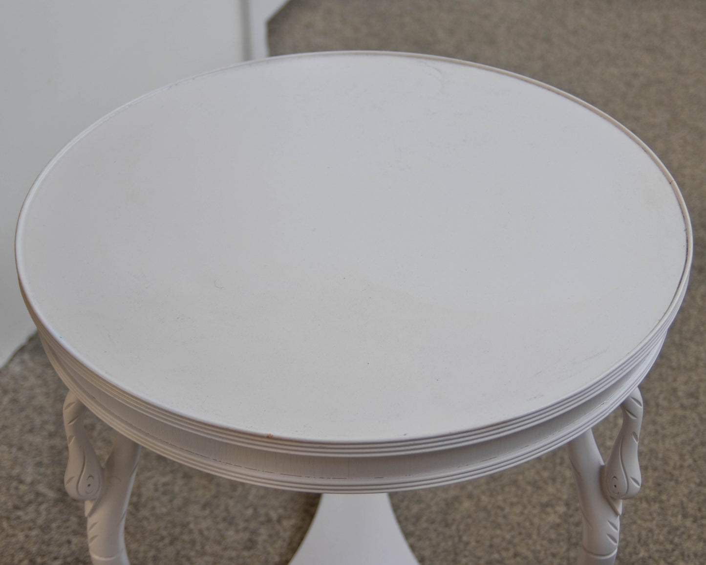 Italian Made White Finish Side Table with Swan Head Accent