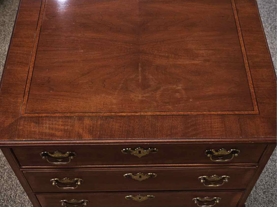 White Fine Furniture Inlaid Mahogany Nightstand