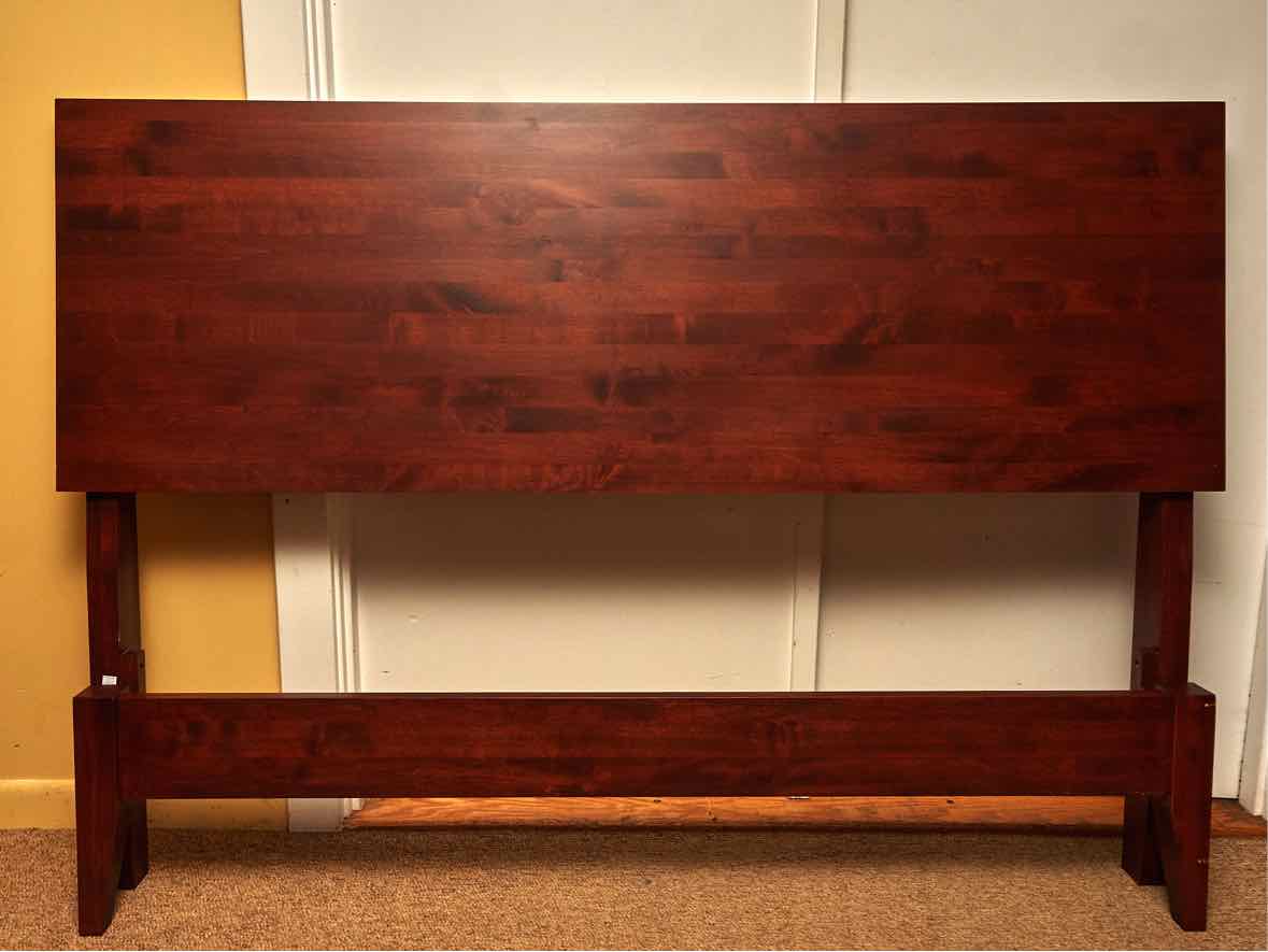 Archbold Furniture Birch Queen Panel  Bed in Cherry Finish
