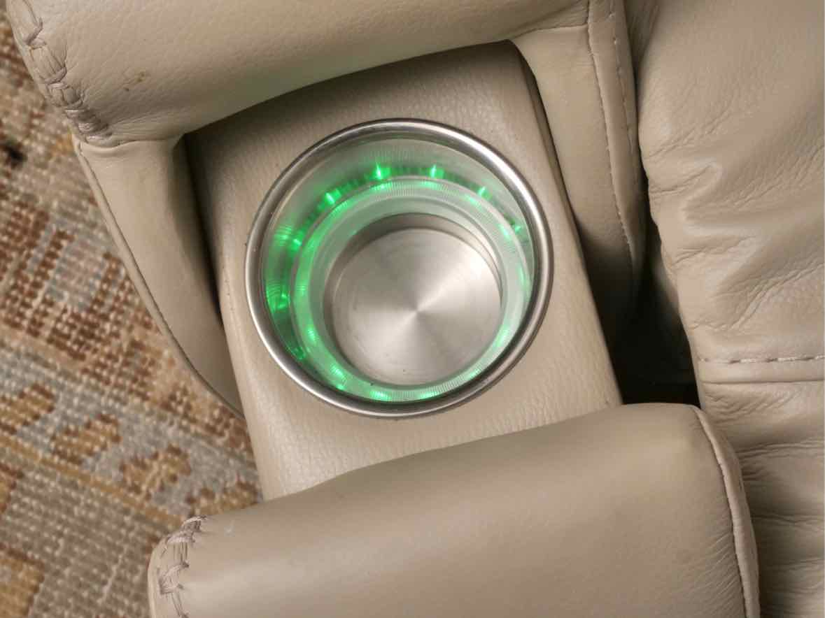 Motomotion Tan Leather Illuminated Cup Holders  Power Chair  Recliner