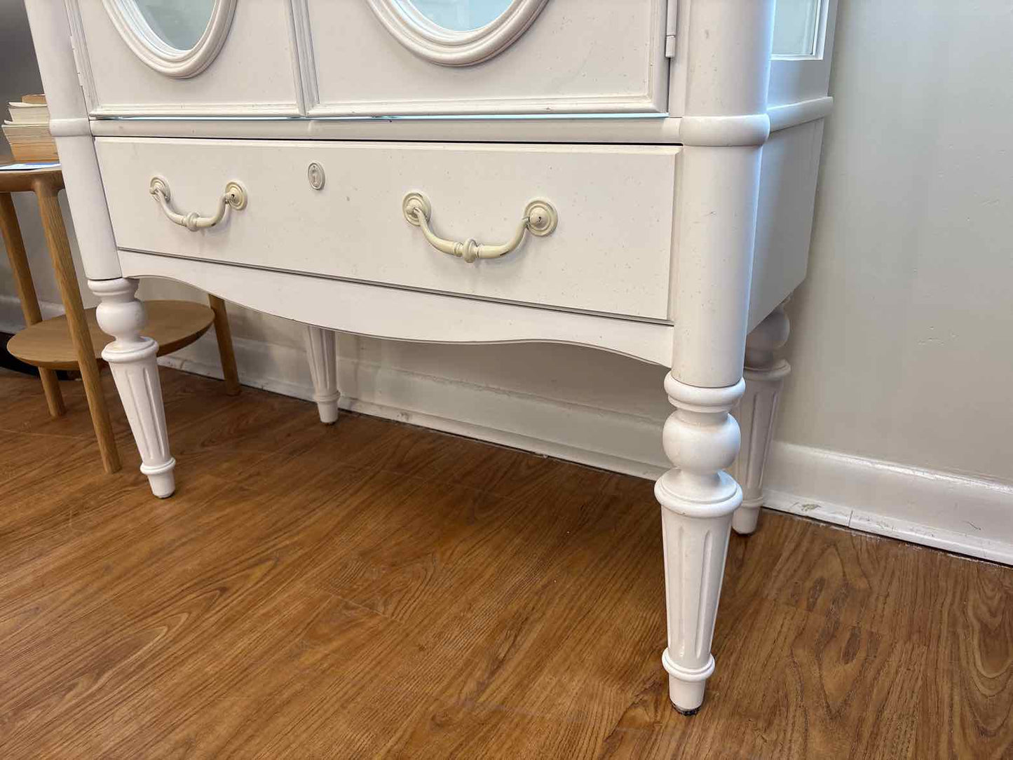 Young American 'Isabella' White Display Cabinet