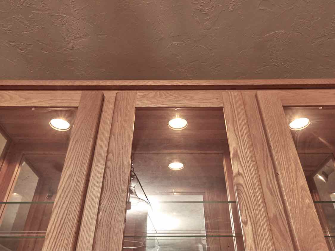 Vermont Hale  Oak Glass Doors  3 Drawer 3 Door & Glass Shelves  Hutch