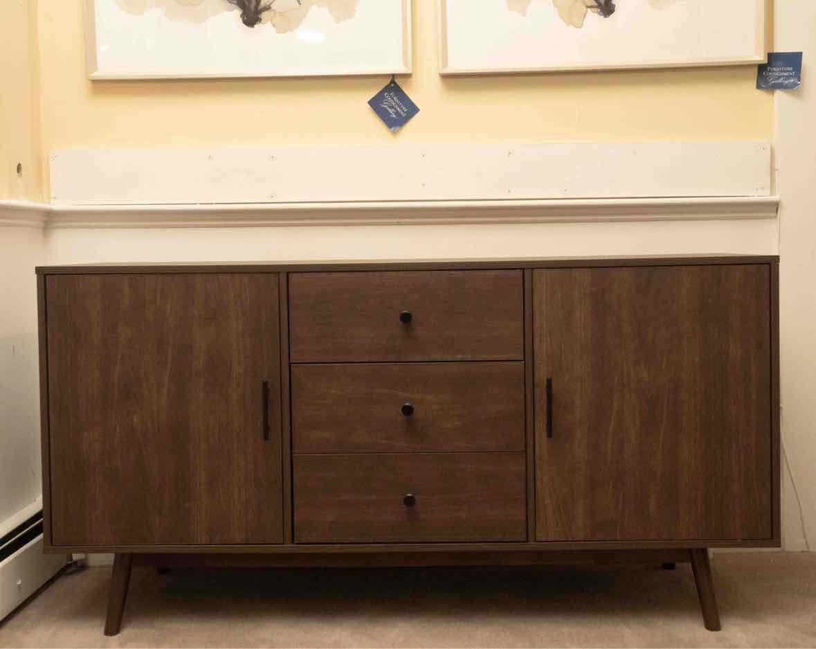 Crosley Furniture'Lucas' Mid Century Style 2 Door 3 Drawer Dark Stained Console