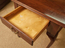 Ethan Allen Mahogany Queen Anne 1 Drawer Nightstand