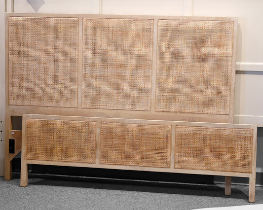 Sydney Four Hands Queen Bed