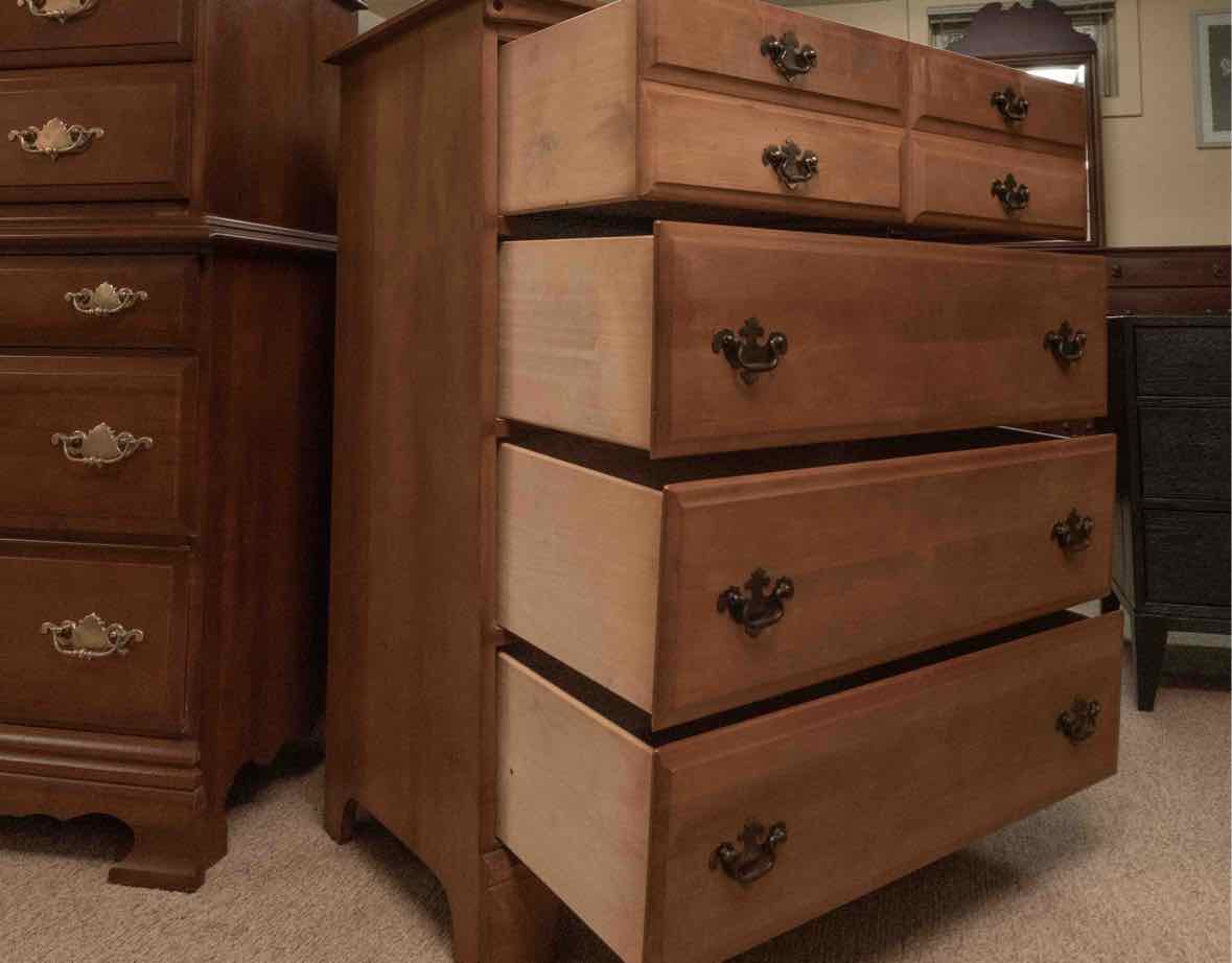 Maple 4 Drawer Chest