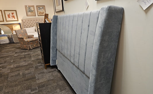 'Dharma' Channel Tufted Light Blue Queen Bed