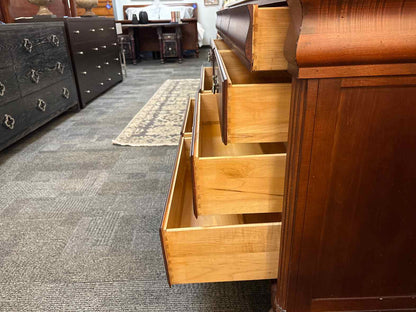 Ethan Allen 'Marques' Dresser