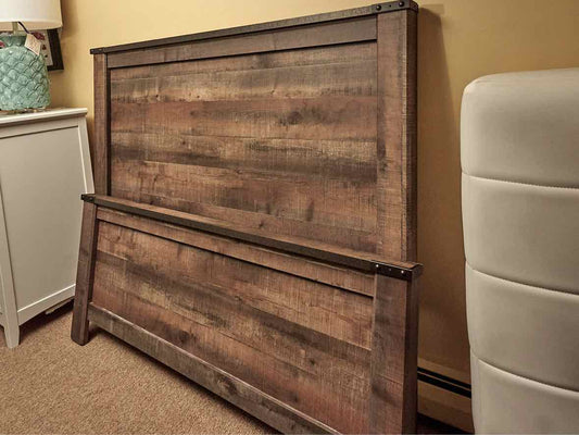 Driftwood Finish Plank Queen Bed Includes Siderails & Metal Rails