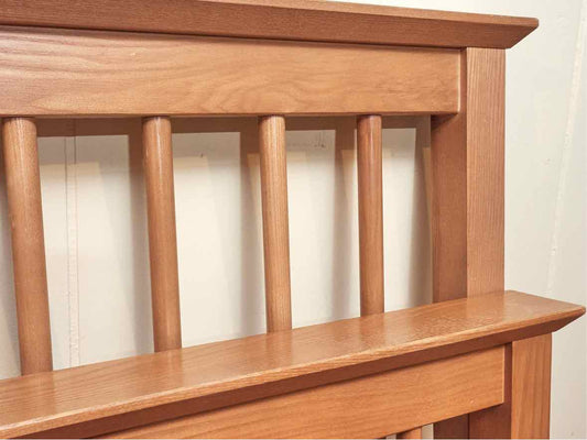 Vermont Tubbs 'Addison'  Solid Maple  Spindle Twin Bed