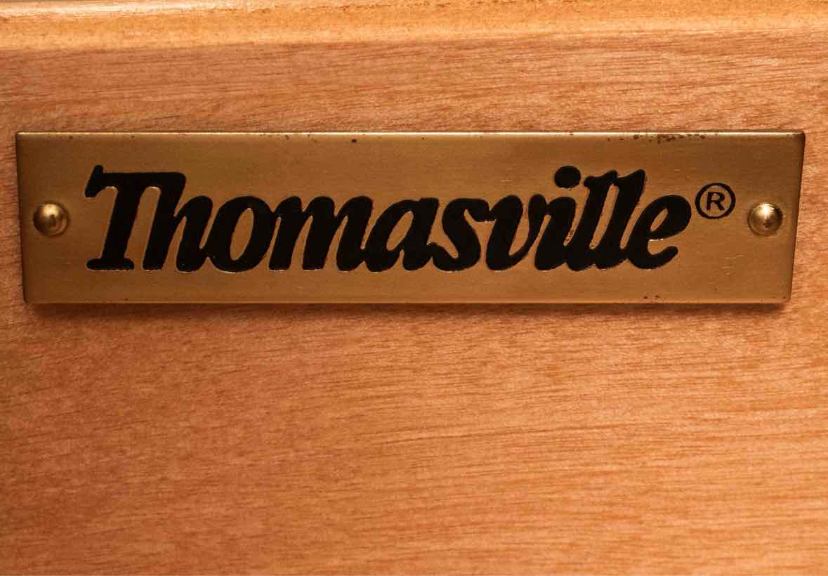 Thomasville 'Fredericksburg Collection' Mahogany Finish Bedside Chest