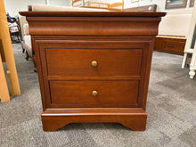 Cherry 3-Drawer Nightstand