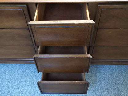 Red Lion Solid Mahogany Nine Drawer Dresser