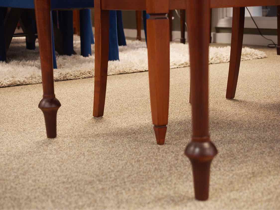 Saloom Cherry Oval  Dining Table with 6 Chairs