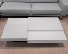 Recatangular Cocktail Table w/ Staggered Heights