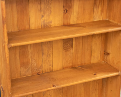 Pine 3 Shelf Bookcase with Beadboard Back